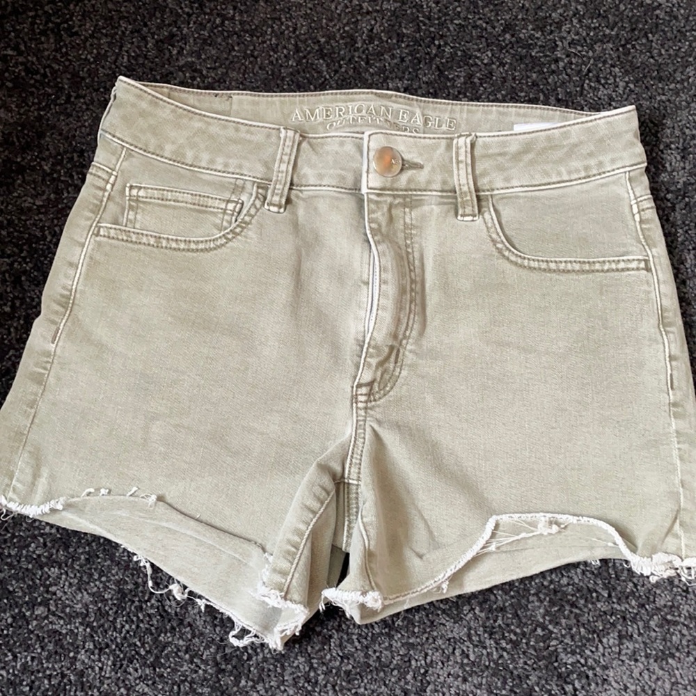 Size 6 army green American eagle denim shorts